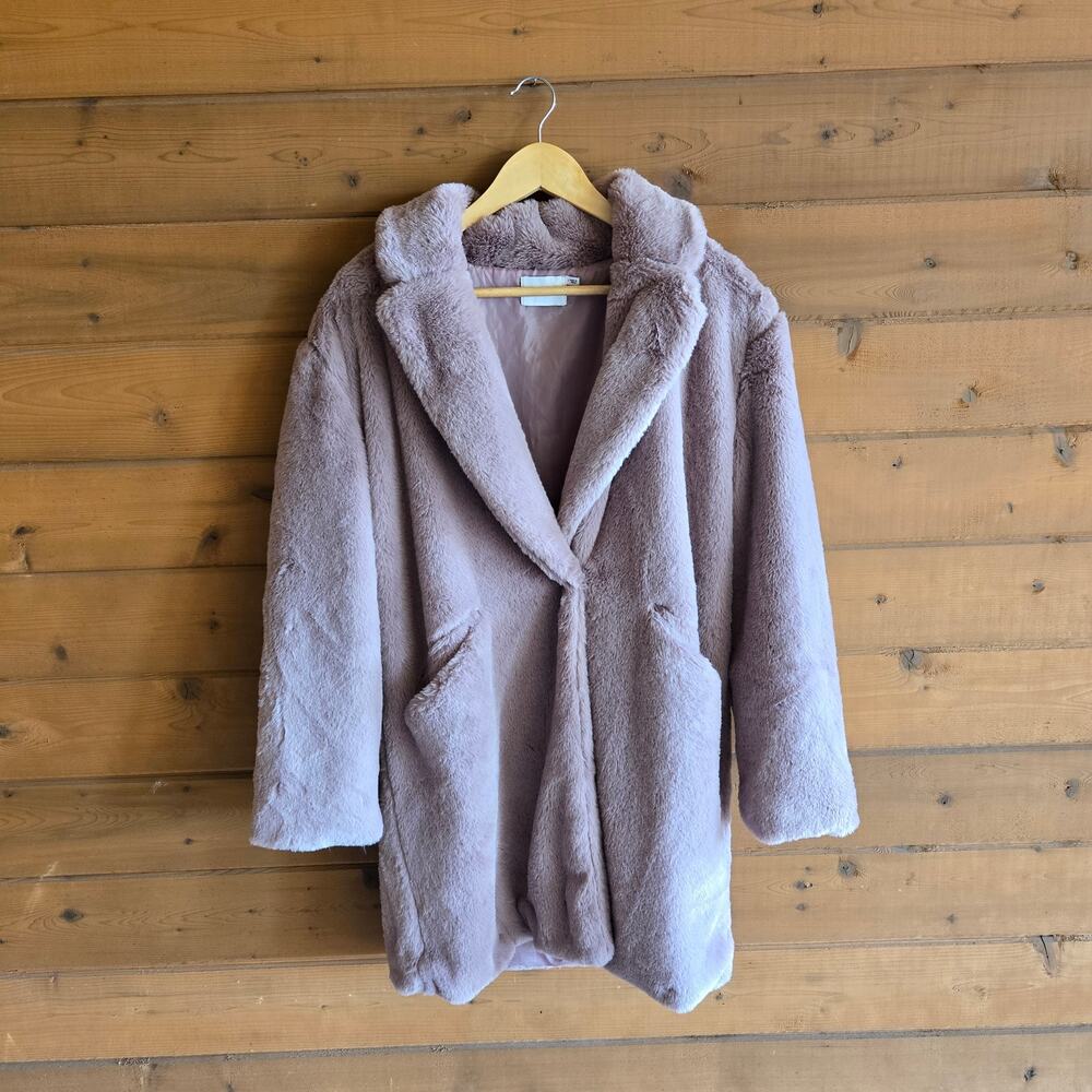 Lush Mauve Coat Faux Fur Collared Soft Fuzzy Oversized Medium Pocket Front Snap - Picture 2 of 8